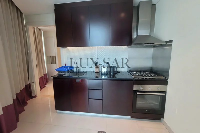 Burj Khalifa view | Vacant | High Floor63769935077891113
