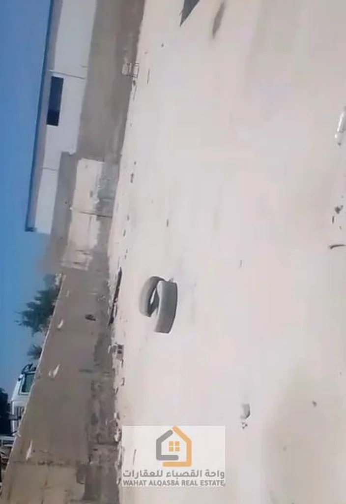 مستودع للإيجار السنوي – المنطقة الصناعية 5 – الشارقة64059323058946113