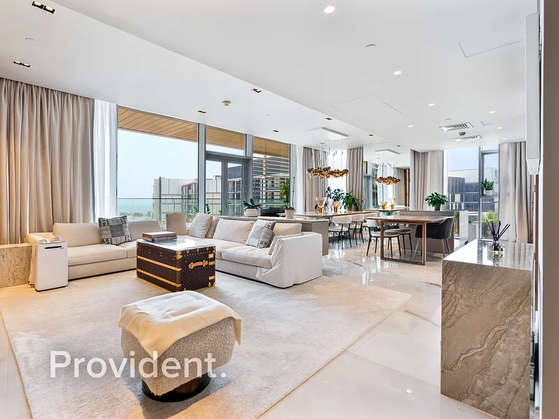 Sea View | Fully Upgraded | Vacant63923770909186110