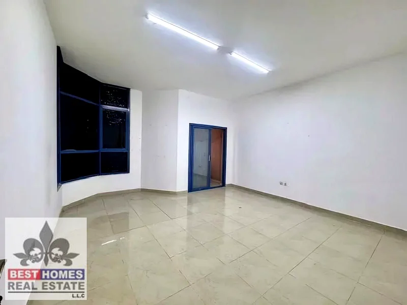 شقة كبيرة بغرفة نوم واحدة للايجار في أبراج النعيمة63723760679683114
