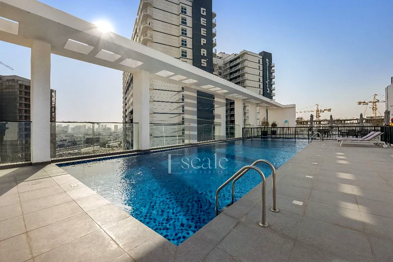 شقة واسعة من غرفتي نوم فقط في NAS 2 للإيجار63763780039939111