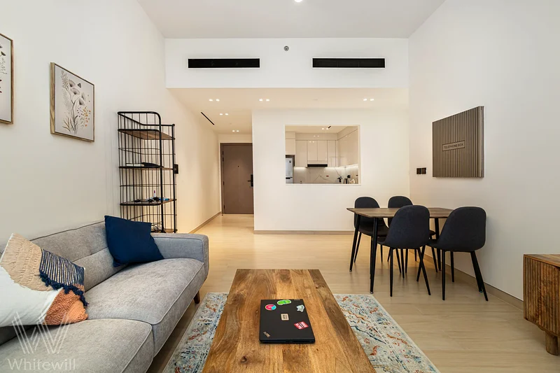 High Floor | Corner unit | Vacant63779821070594113
