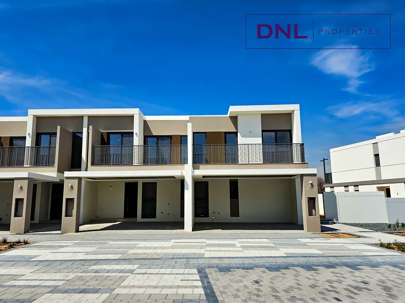 End Unit | Single Row | Exclusive Gated Community63733234546819110