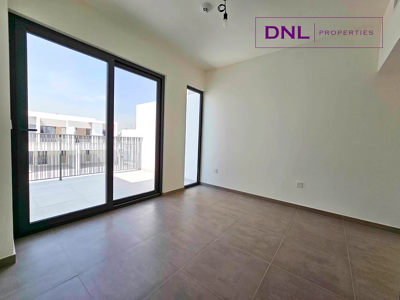 End Unit | Single Row | Exclusive Gated Community63733234546819113
