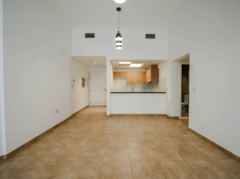 Upgraded Unit | Unfurnished | Ready To Move63735205881345111
