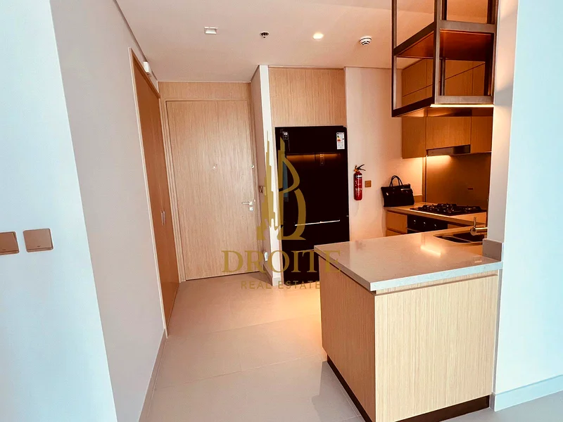 Burj View | Ready to Move | Semi Furnished63773052825858113