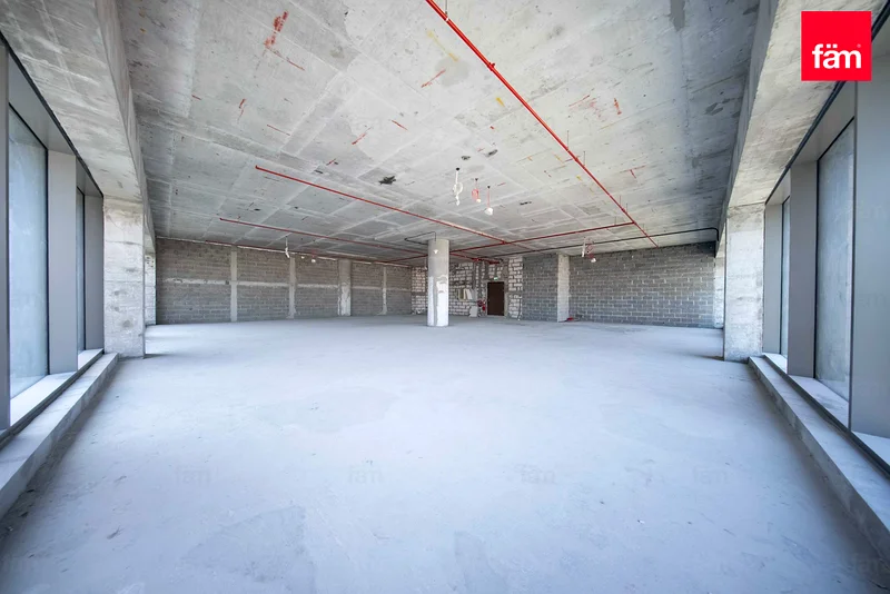 Last Unit | Vacant | Corner Office | Grade A64062478854402114