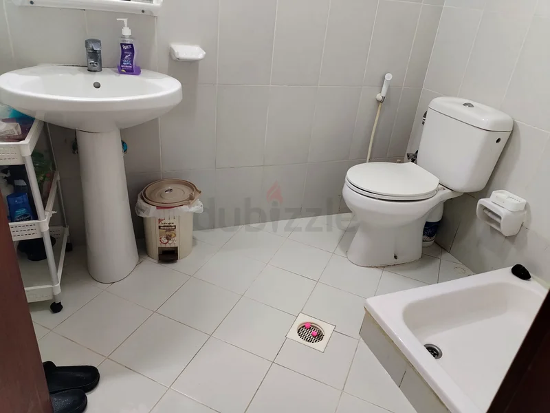 Bedspace for the working ladies only63797093313025112