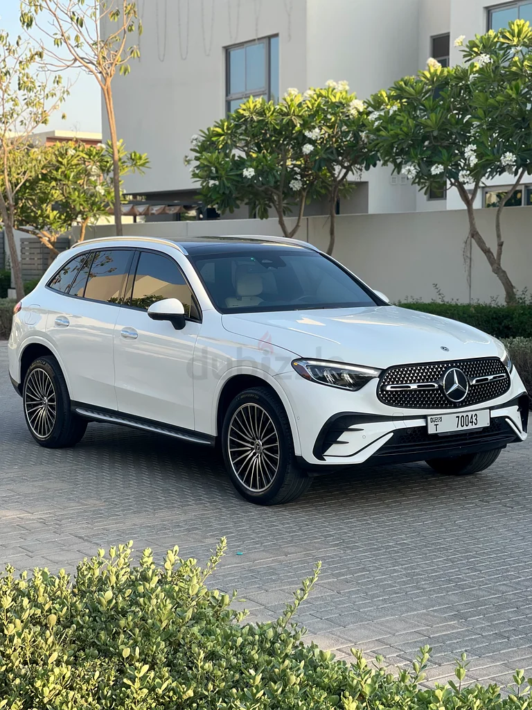 Mercedes glc300 4matic full options with 360 camera without paint63699044707585110