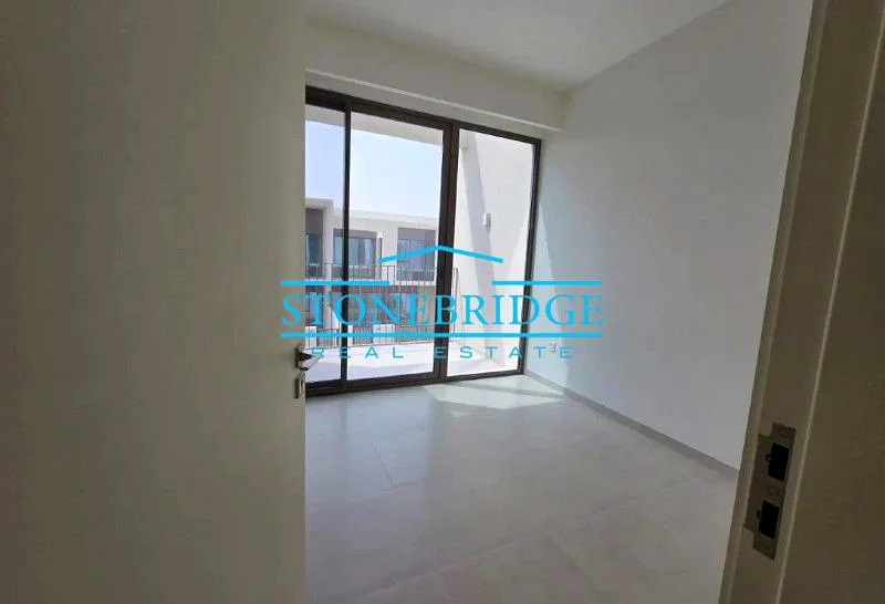 Near Pool |Prime Location | Corner Unit63954729330945114