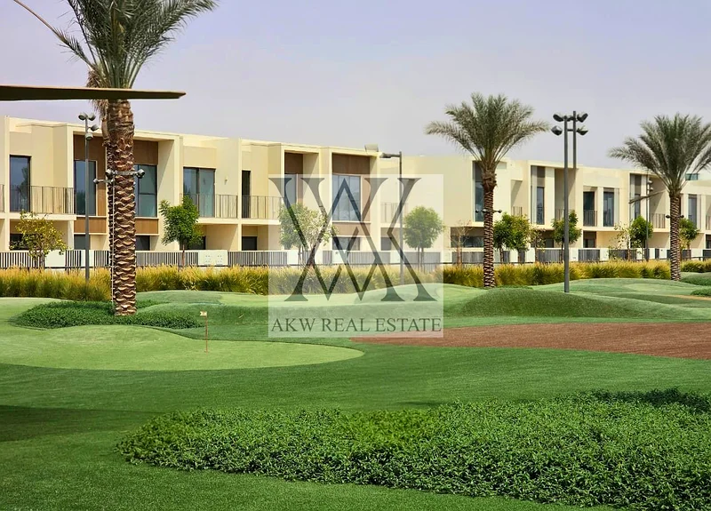 Prime Unit | Golden Beach | Park | Brand New63732482114562111