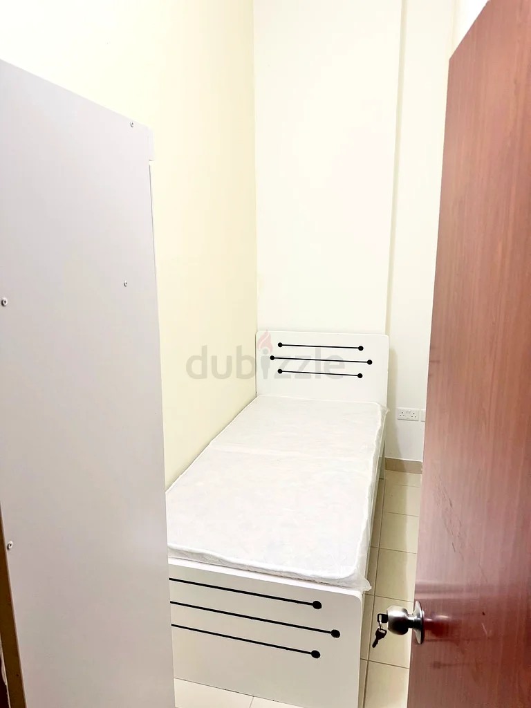 Partition room for rent63796893958018110