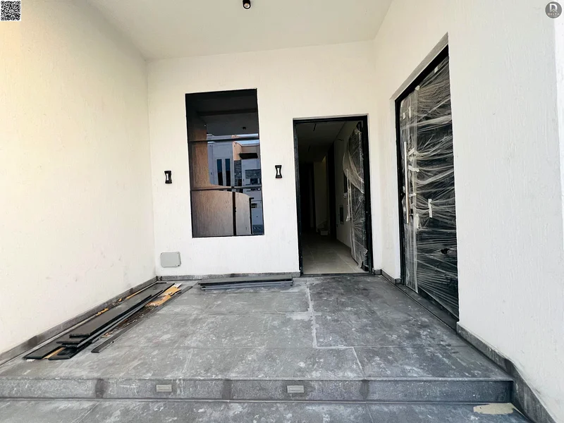 للبيع، فرصة لا تعوّض، تاون هاوس من 4 غرف مع سطح، بما في ذلك رسوم التسجيل، في منطقة الحيلية 1، عجمان، مع تشطيبات شخصية63893337454081114