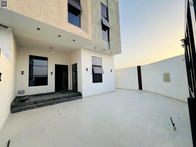 للبيع، فرصة لا تعوّض، تاون هاوس من 4 غرف مع سطح، بما في ذلك رسوم التسجيل، في منطقة الحيلية 1، عجمان، مع تشطيبات شخصية63893337454081113