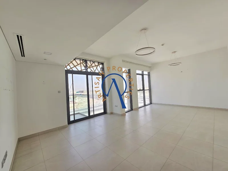 وحدة حديثة من غرفتي نوم مع شرفة وغرفة خادمة63763877525763110