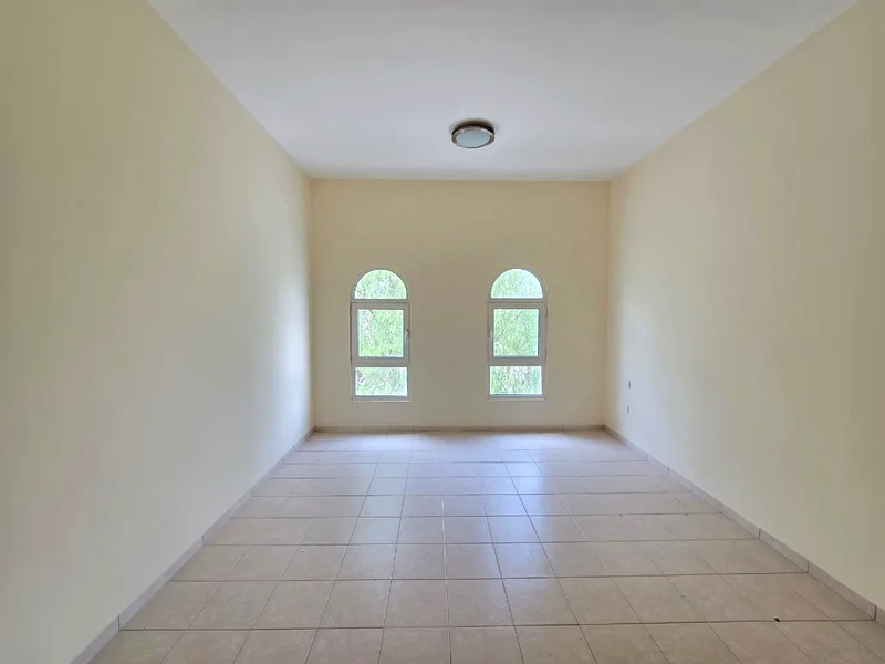 UNFURNISHED | NET TO POOL | VACANT63729499616129110