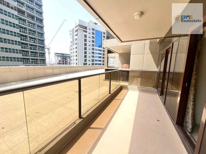 “Modern 1BHK with Balcony & American Kitchen | Luxury Amenities: Gym, Pool, Parking, Steam & Sauna”63807418842243111