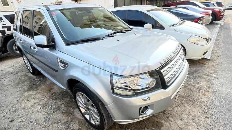 LR 2 بحالة جيدة، سيارة عائلية مستعملة63699059722883113
