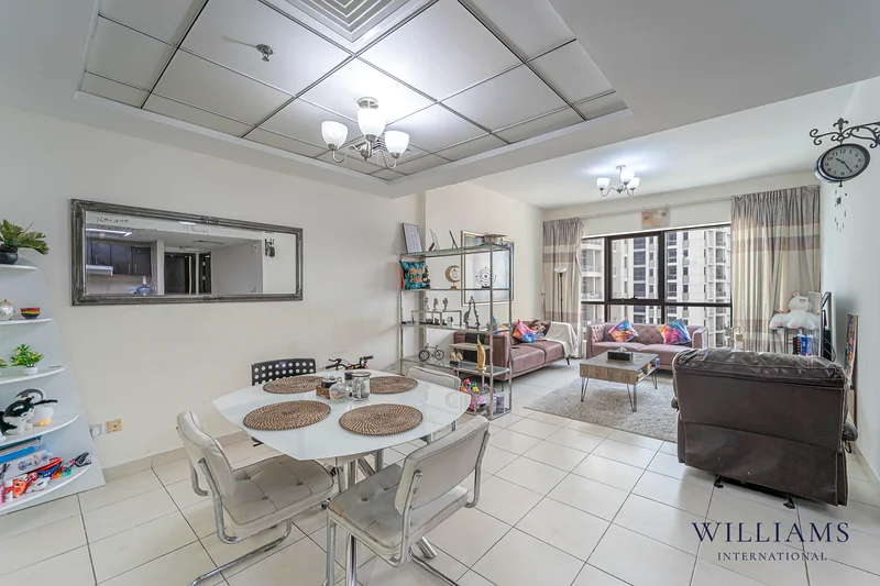 2 BED | UPGRADES | MARINA VIEW | VACANT64036623820035111