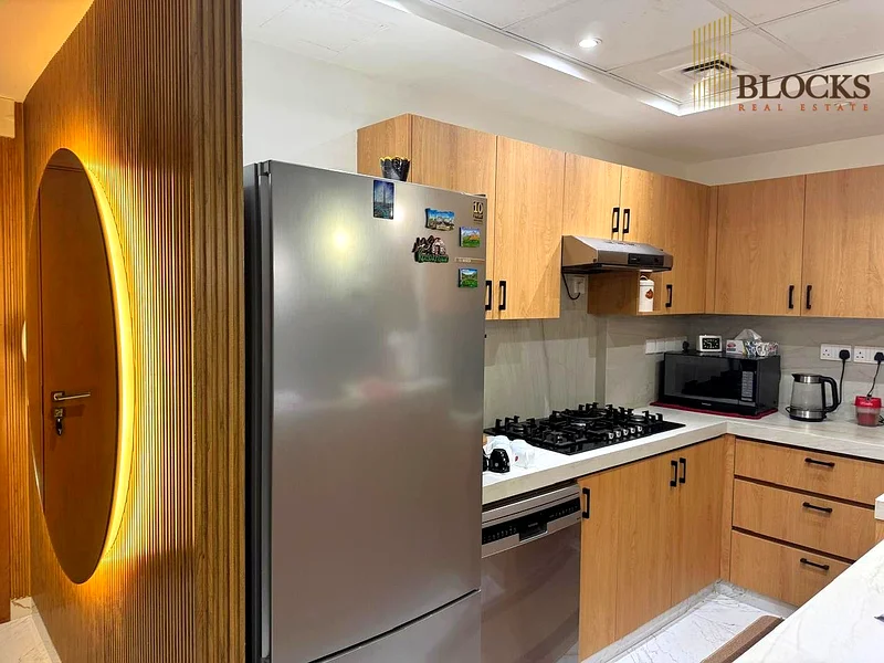 LARGEST 2BHK | FURNISHED n UPGRADED | VACANT63747260029826113