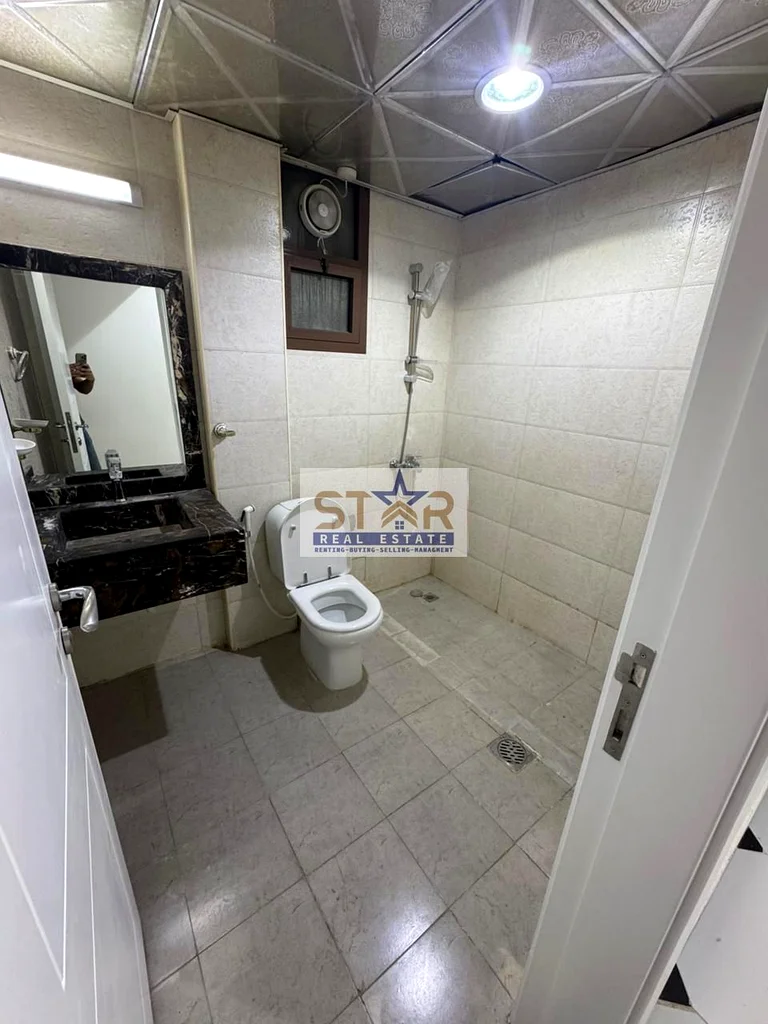 2 rooms and 2 bathrooms, large spaces, close to Dubai scrap and services63719334982787111