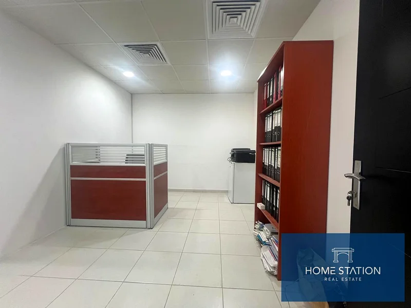VACANT IN JAN 2026 | WELL MAINTAINED | PRIME LOCATION63825003186178114