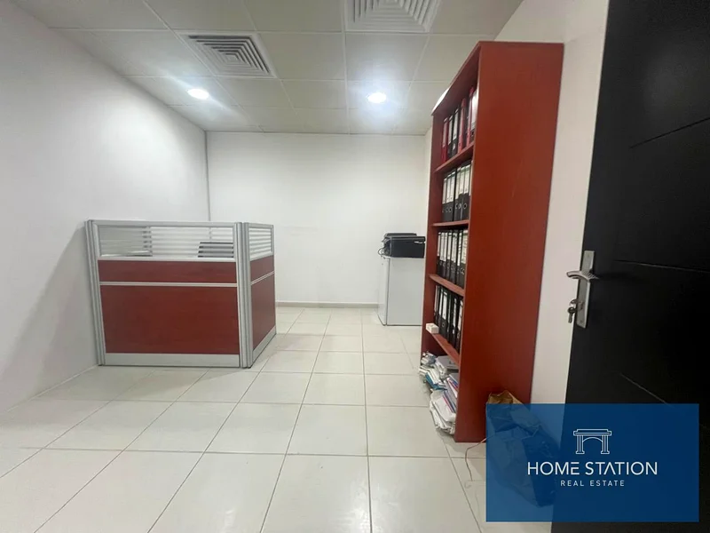 VACANT IN JAN 2026 | WELL MAINTAINED | PRIME LOCATION63825003186178113