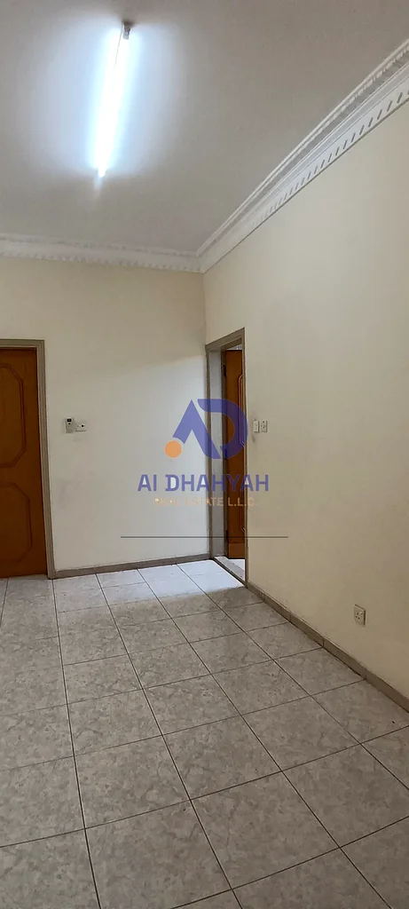 1BHK for Rent – Jubail, Sharjah ( Near Etisalat & 10 minutes’ walk to the bus station )63812814974466111