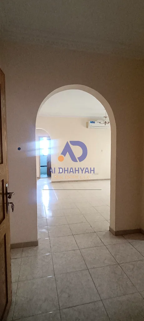 ✅🇦🇪 شقة مكونة من غرفتين نوم للإيجار في الجبيل – بالقرب من محطة حافلات الجبيل63812814964993113