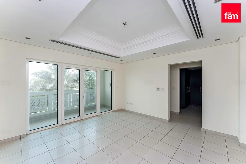 Luxury 4BR Villa | Vacant | Spacious Layout63762410577155114