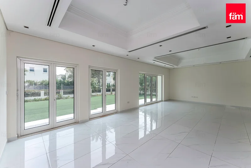 Luxury 4BR Villa | Vacant | Spacious Layout63762410577155113