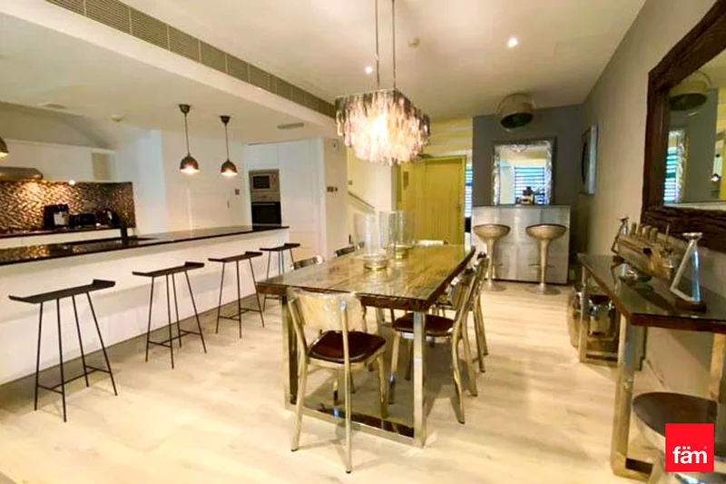Fully furnished | Private pool | Vacant63782827129731111