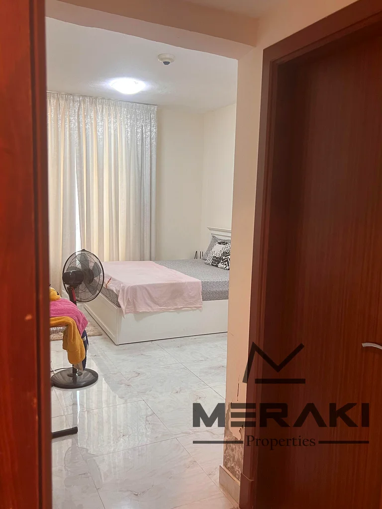 An apartment with two bedrooms and a living room at a very nice price, super luxury finishing in a strategic location on the harbor street.63867044623106114