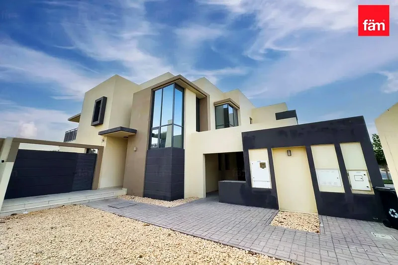 Unfurnished | Single Row | Vacant63761333075587110