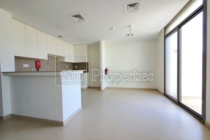 Larger Plot | Single row| Vacant63736617606659113