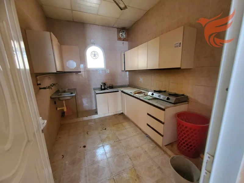 Commercial Villa for Rent in Corniche Al Qawasim | 2 Rooms | 2 Entrances | 3 Bathrooms64061599560323111