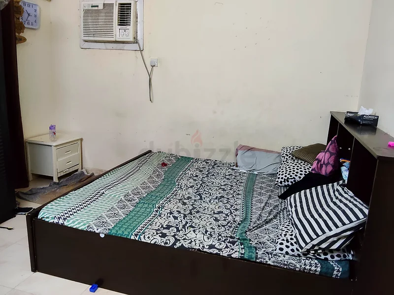 غرفة مفروشة متاحة للسيدات63797397048195110