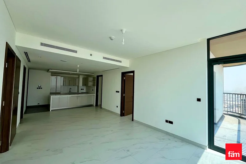 Spacious unit| 03 Bedrooms plus Maid|Bright Unit63758355356035113