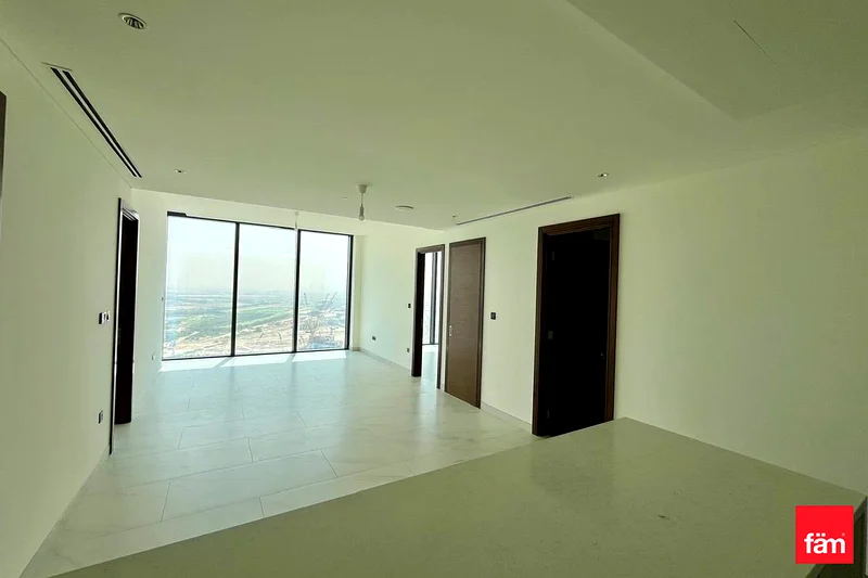 Spacious unit| 03 Bedrooms plus Maid|Bright Unit63758355356035110