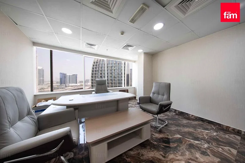 Fully Fitted Office | With 8 Parkings | Excellent63815620082562113