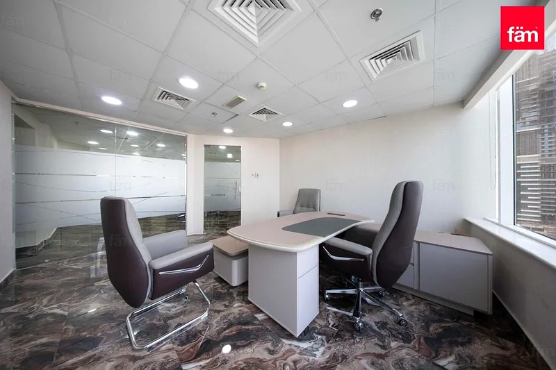 Fully Fitted Office | With 8 Parkings | Excellent63815620082562114