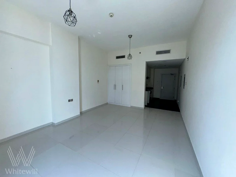 Park and Villas View | Vacant | Spacious Layout63971815138178114