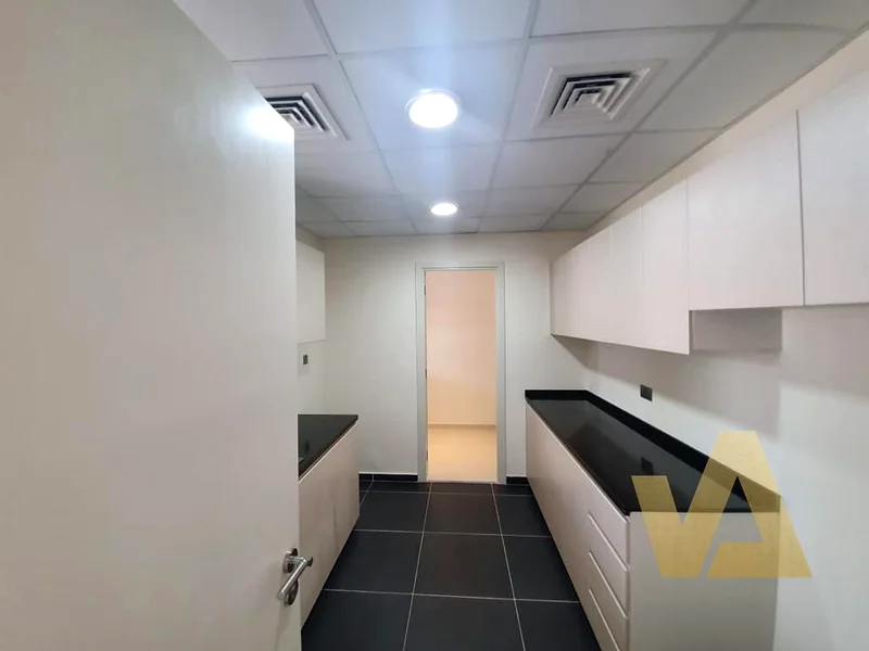 رائع 3 غرف نوم + خادمة | حديقة خاصة | منطقة مميزة63740770272770114