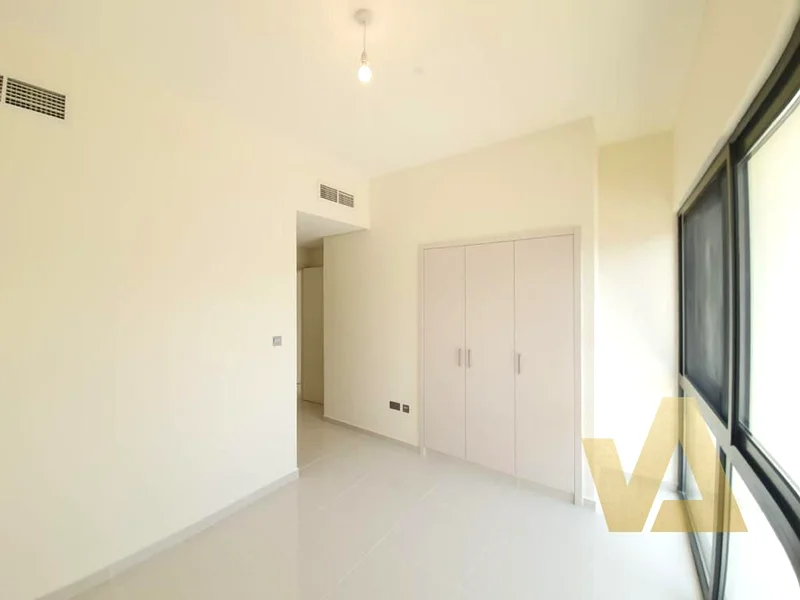 رائع 3 غرف نوم + خادمة | حديقة خاصة | منطقة مميزة63740770272770113
