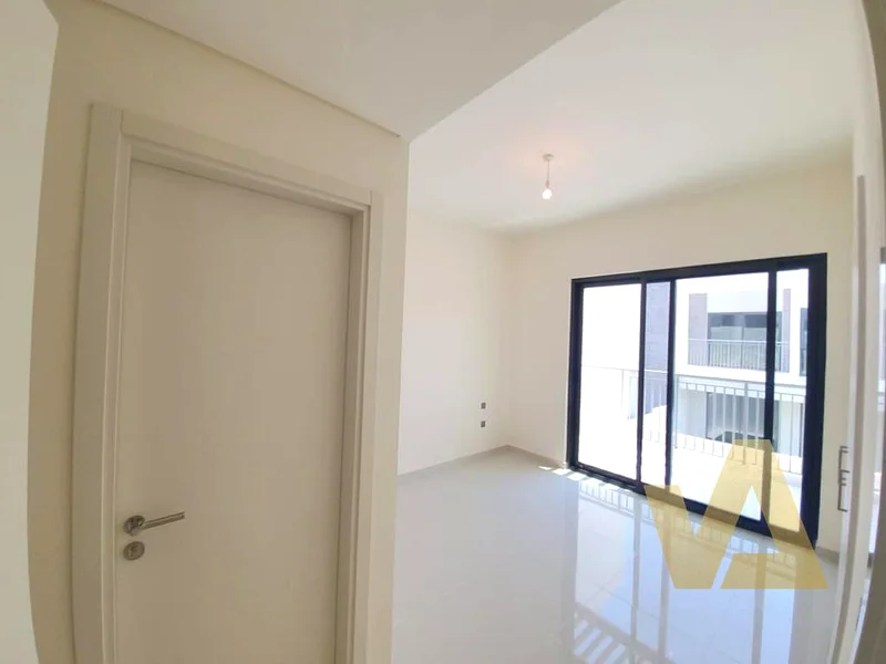رائع 3 غرف نوم + خادمة | حديقة خاصة | منطقة مميزة63740770272770110