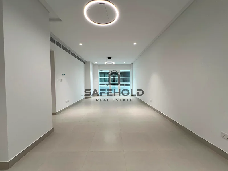 Spacious 2BR with Maid room in DXB Tower| Prime Location63745372276738112