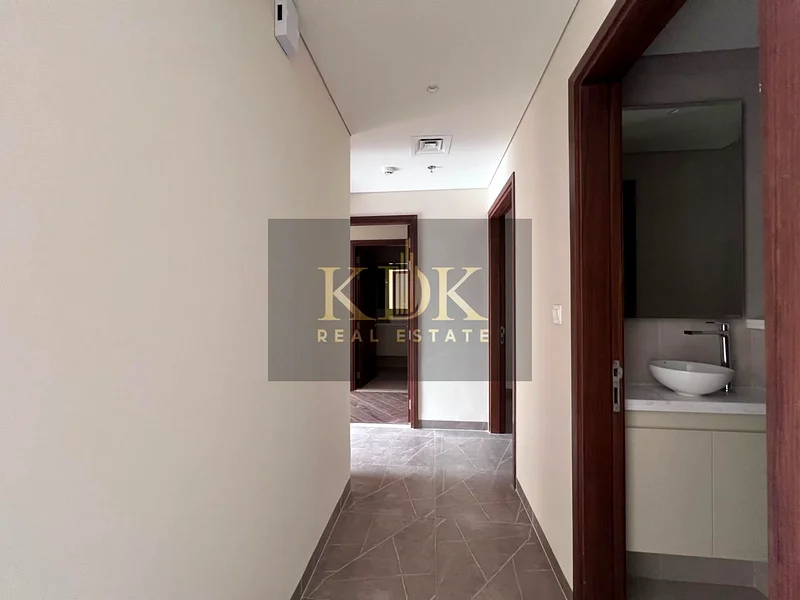 2 Bedroom with Balcony & Built-in Wardrobes63778150216834114