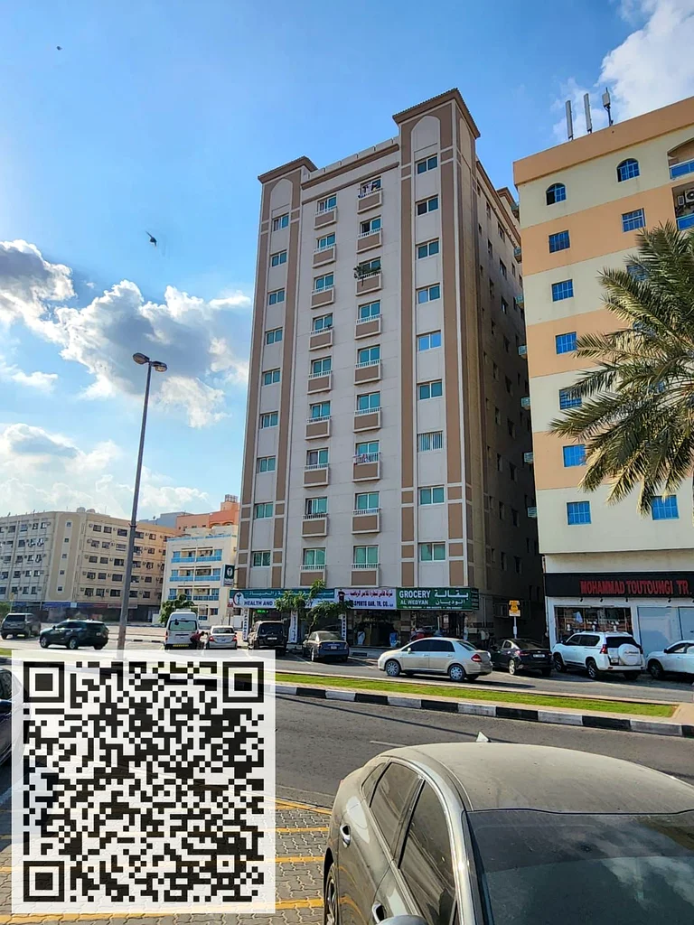 Building for sale in Sharjah, Al Butaina area    Prime location on a main street63818267536515110