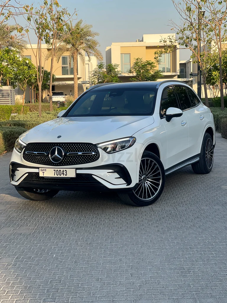 Mercedes glc300 4matic full options with 360 camera without paint63699044707585113