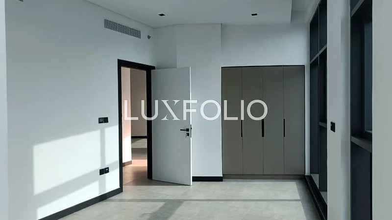Canal View | Modern | Prime Location63791098307843113